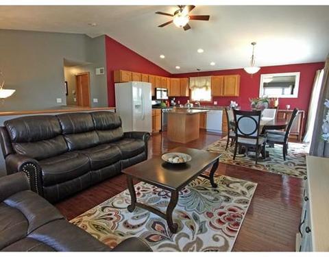 25 King St, Fall River, MA 02724 photo 8