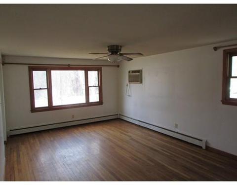 173 Stapleton Rd, Springfield, MA 01109 photo 7