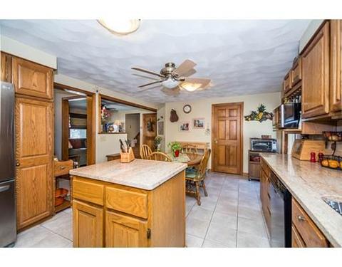 3 Landers Rd, Stoneham, MA 02180 photo 5
