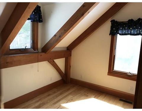216 North St, Upton, MA 01568 photo 10