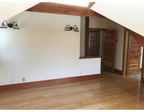 216 North St, Upton, MA 01568 photo 17