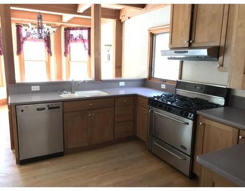 216 North St, Upton, MA 01568 photo 2