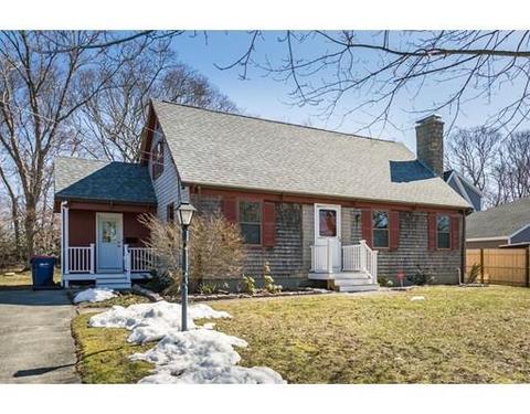 23 Brook Dr, Fairhaven, MA 02719 photo 1