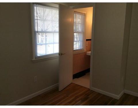 206 Mallowhill Rd, Springfield, MA 01129 photo 11