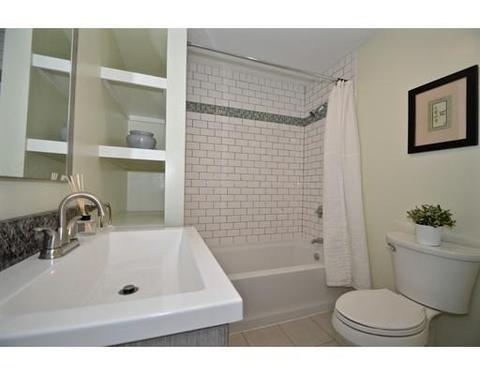 20 Pleasant St, Upton, MA 01568 photo 5