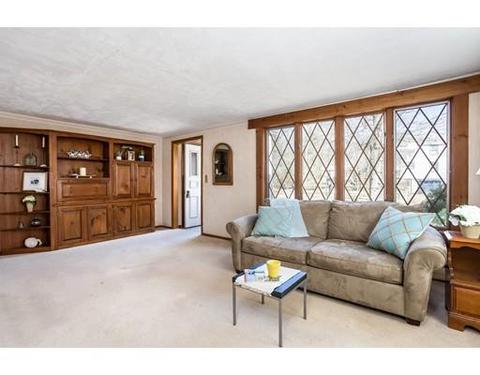43 Wallace Ave, Bourne, MA 02532 photo 9