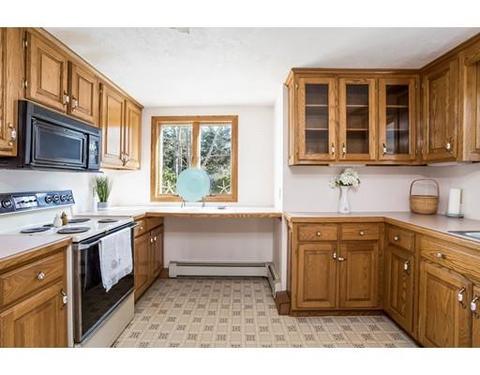 43 Wallace Ave, Bourne, MA 02532 photo 4