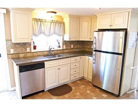 10 Victory Dr, Webster, MA 01570 photo 5