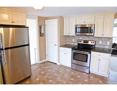 10 Victory Dr, Webster, MA 01570 photo 4