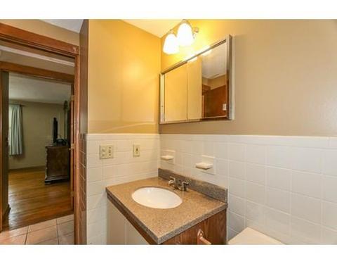 52 Pinecrest Dr, Springfield, MA 01118 photo 18
