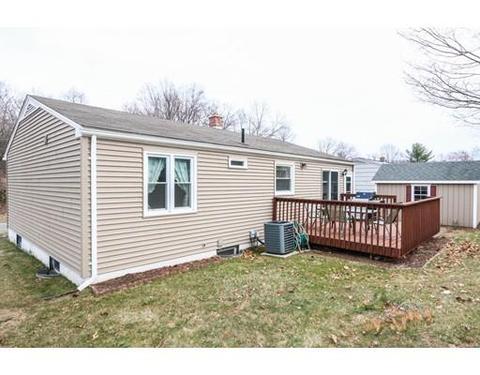 52 Pinecrest Dr, Springfield, MA 01118 photo 26