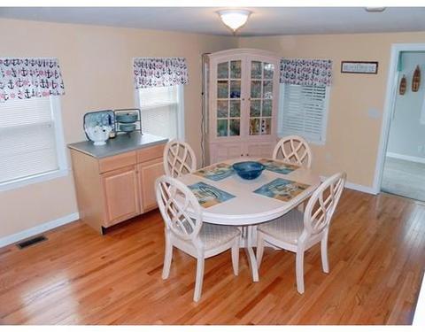 19 Monack Rd, Buzzards Bay, MA 02532 photo 7