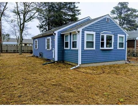 19 Monack Rd, Buzzards Bay, MA 02532 photo 1