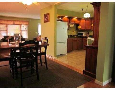 378 Parkerview St, Springfield, MA 01129 photo 6