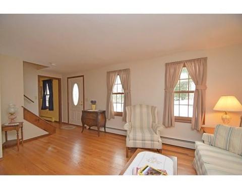 20 Merrill Rd, Sutton, MA 01590 photo 11