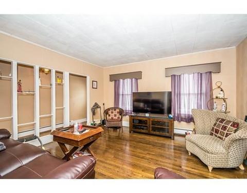 13 Arlington St, Everett, MA 02149 photo 3