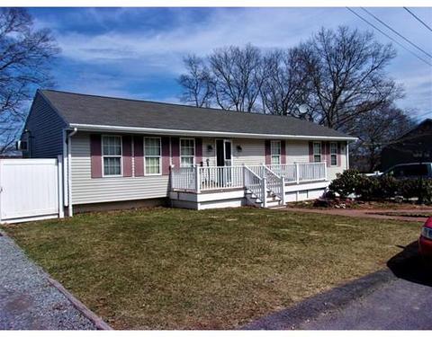 970 Norman St, Fall River, MA 02721 photo 1