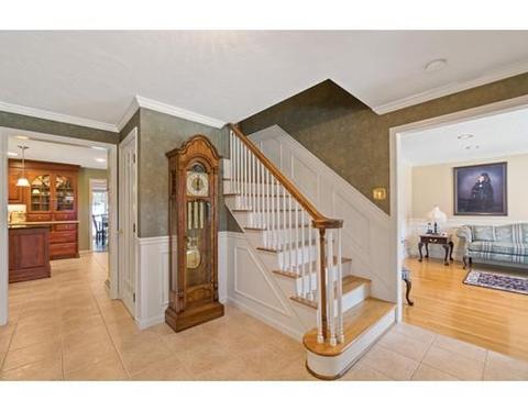 2 Meadow Dr, Upton, MA 01568 photo 12