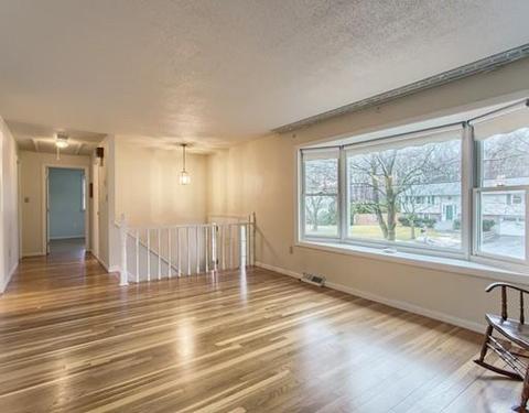 31 Dix Rd, Maynard, MA 01754 photo 3