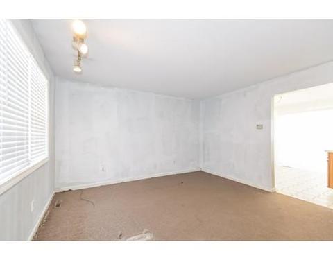100 Odion St, Springfield, MA 01118 photo 18