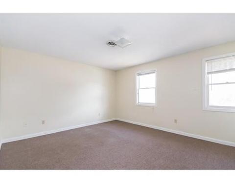 100 Odion St, Springfield, MA 01118 photo 15