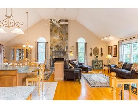 10 Tanager Dr, Danvers, MA 01923 photo 9