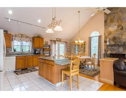 10 Tanager Dr, Danvers, MA 01923 photo 4