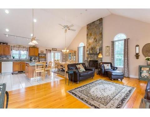 10 Tanager Dr, Danvers, MA 01923 photo 7