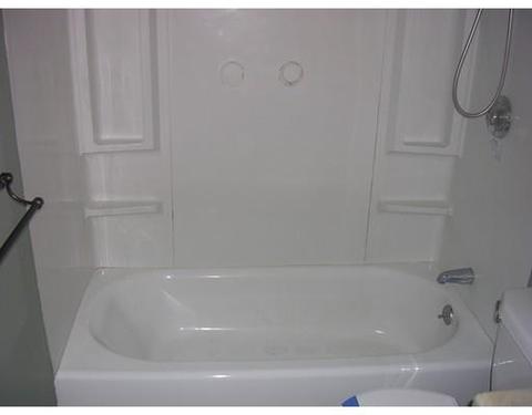 125 Rochford Cir, Springfield, MA 01128 photo 3