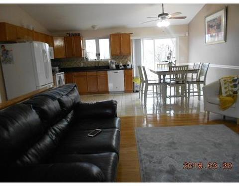 21 Benson, Worcester, MA 01604 photo 4