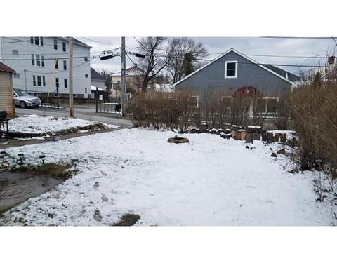 8 Liscomb St, Worcester, MA 01604 photo 14