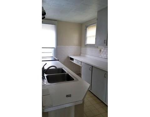 8 Liscomb St, Worcester, MA 01604 photo 6