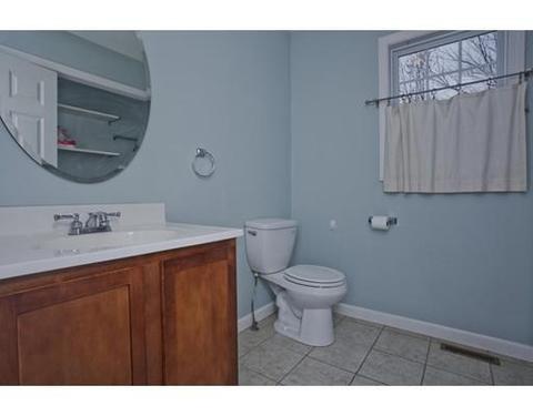 107 Arthur St, Springfield, MA 01104 photo 11