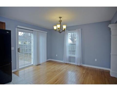 107 Arthur St, Springfield, MA 01104 photo 5