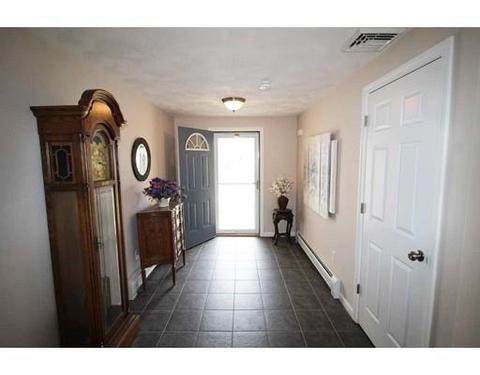 9 Station St, Attleboro, MA 02703 photo 5