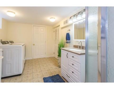 9 Bertram St, Beverly, MA 01915 photo 13