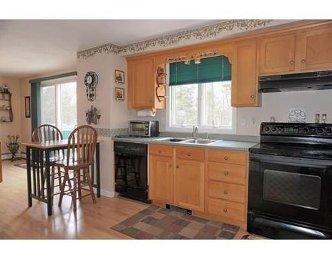 155 Cedar St, Sturbridge, MA 01518 photo 16