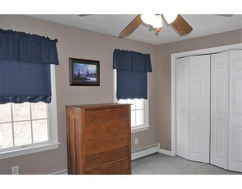 155 Cedar St, Sturbridge, MA 01518 photo 21