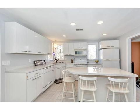 3 Lynn St, Canton, MA 02021 photo 12