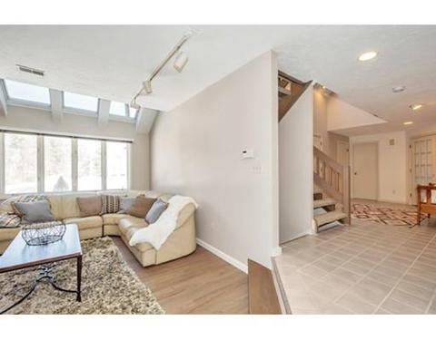 3 Lynn St, Canton, MA 02021 photo 6