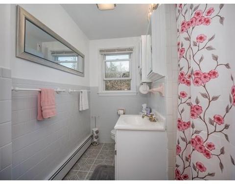 44 Rolling Ln, Hudson, MA 01749 photo 11