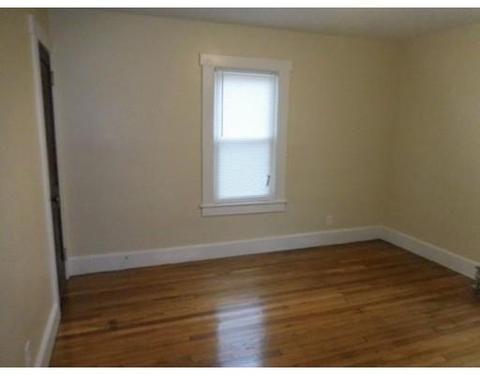 107 Bristol St, Springfield, MA 01109 photo 11