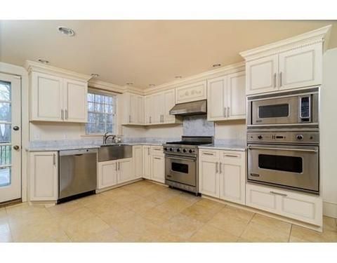 82 Old River Pl, Dedham, MA 02026 photo 9