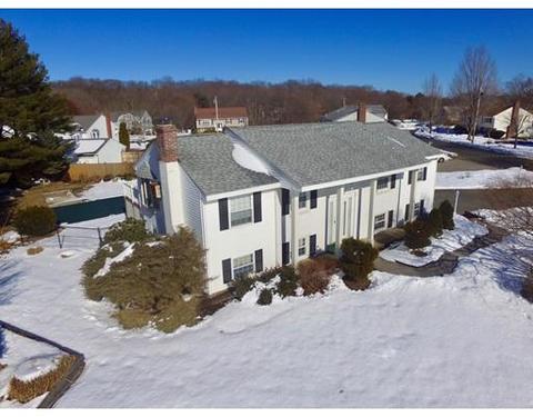 3 Locksley Rd, Danvers, MA 01923 photo 2