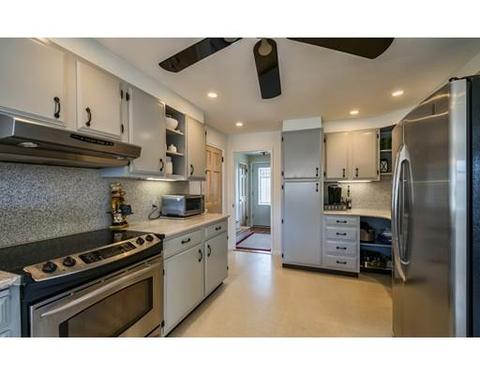 204 Centre St, Danvers, MA 01923 photo 6