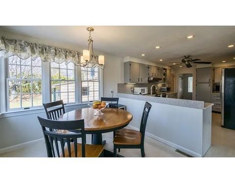 204 Centre St, Danvers, MA 01923 photo 8