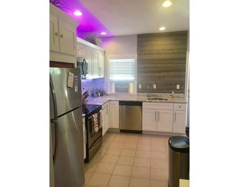 2 Lummus Ave, Danvers, MA 01923 photo 2