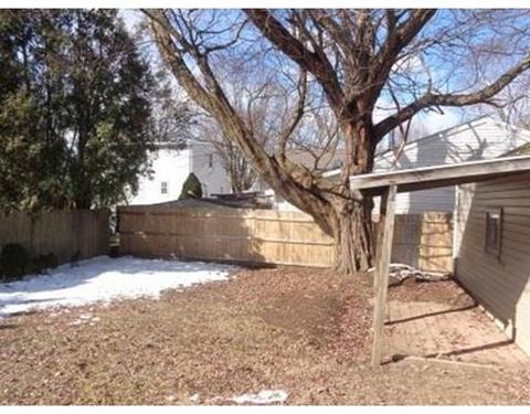 60 Powell, Springfield, MA 01118 photo 2