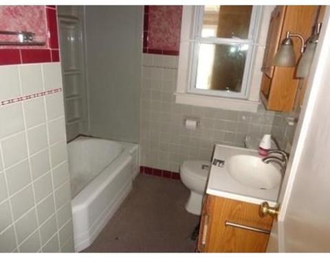 60 Powell, Springfield, MA 01118 photo 9