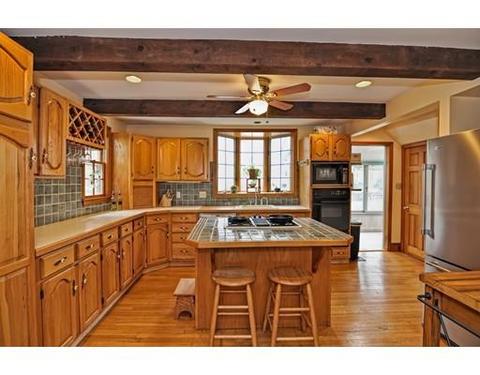 1022 Webster St, Needham, MA 02492 photo 8